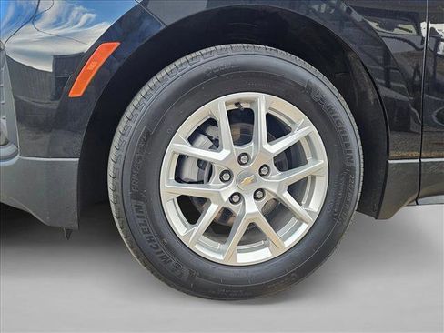 Certified 2024 Chevrolet Equinox LS w/ LS Convenience Package image 23