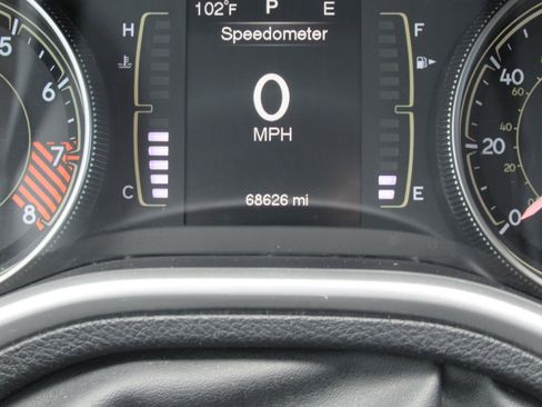 Used 2014 Jeep Cherokee Latitude w/ Comfort/Convenience Group FWD image 29