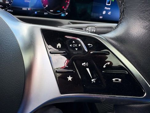 Used 2025 Mercedes-Benz CLA 250 image 27