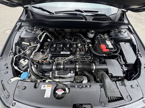 Used 2018 Honda Accord Sport image 21