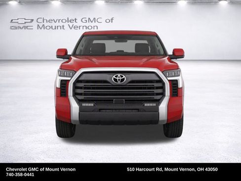 Used 2025 Toyota Tundra Limited AWD/4WD image 26