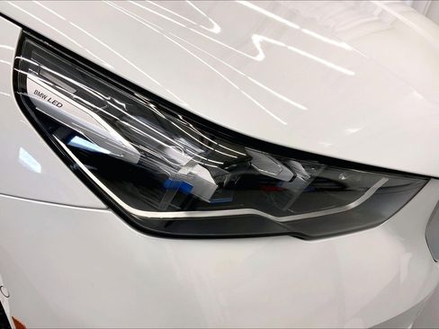 Used 2025 BMW i5 xDrive40 w/ M Sport Package AWD/4WD image 10