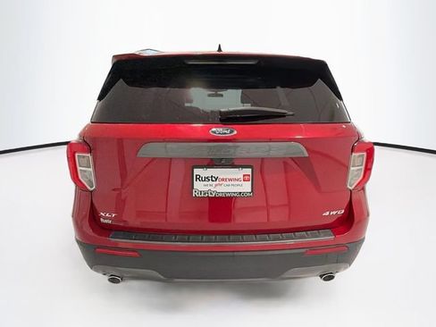 Used 2021 Ford Explorer XLT w/ Equipment Group 202A AWD/4WD image 5