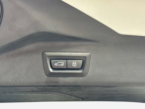 Used 2024 BMW X7 xDrive40i w/ Executive Package AWD/4WD image 12
