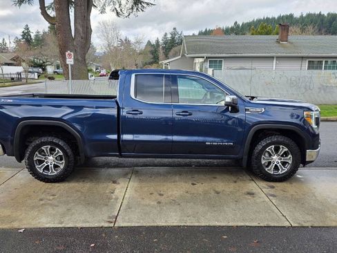 Used 2021 GMC Sierra 1500 SLE w/ X31 Off-Road Package AWD/4WD image 4