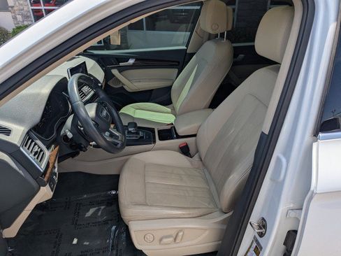 Used 2018 Audi Q5 Prestige w/ Prestige Package AWD/4WD image 12