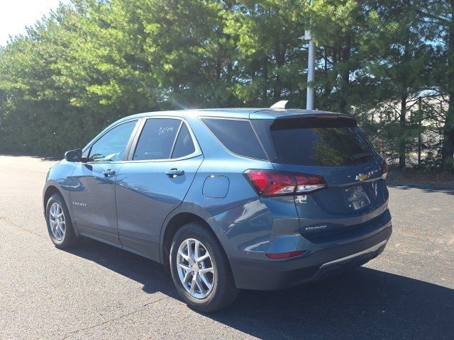 Used 2024 Chevrolet Equinox LT AWD/4WD image 5