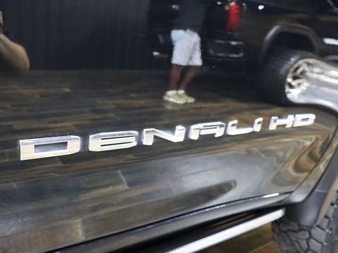 Used 2024 GMC Sierra 2500 Denali w/ Denali Reserve Package image 10