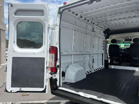 Used 2022 RAM ProMaster 2500 FWD image 35
