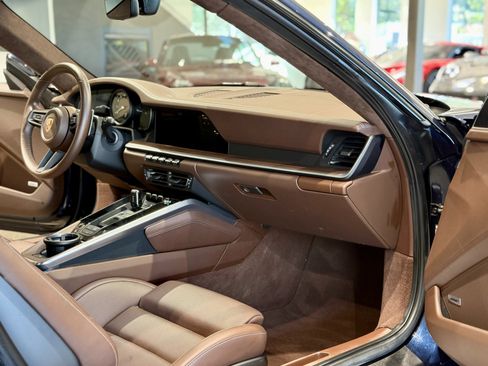 Used 2020 Porsche 911 Carrera 4S image 43