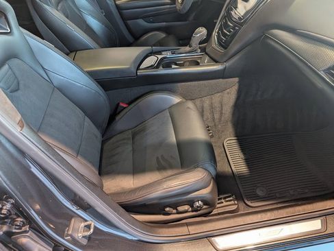 Used 2016 Cadillac CTS V w/ Luxury Package image 6