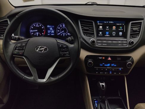 Used 2017 Hyundai Tucson SE Plus AWD/4WD image 22