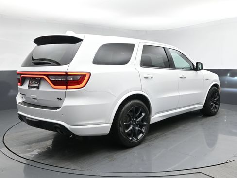 Used 2022 Dodge Durango R/T w/ Tow 'N Go Package AWD/4WD image 22