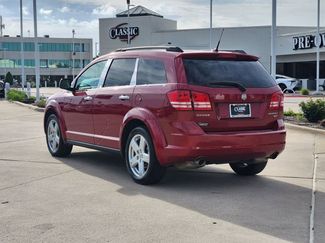 Used 2010 Dodge Journey SXT w/ Flexible Seating Group FWD video 3