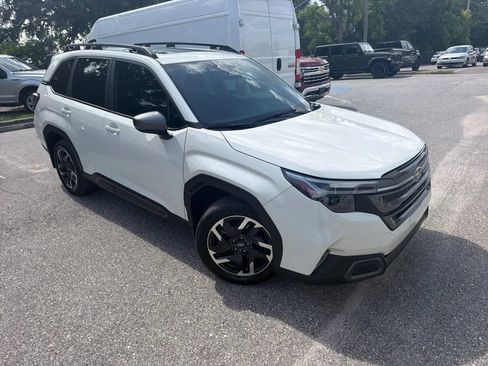 Used 2025 Subaru Forester Limited w/ Popular Package #2 AWD/4WD image 7