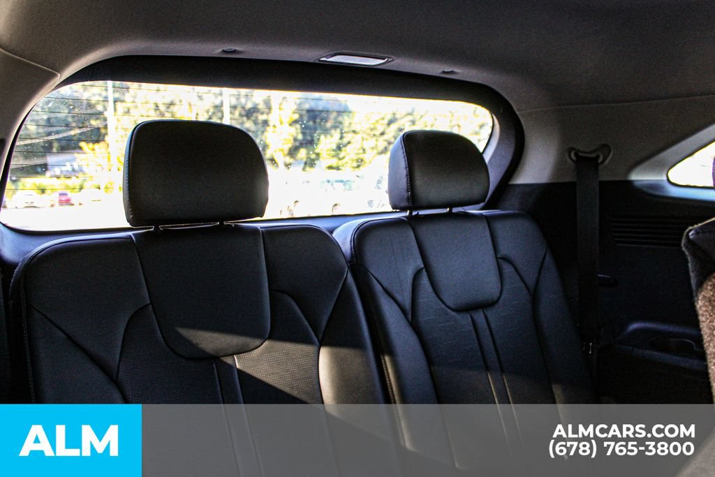 Used 2025 Kia Sorento S w/ Panoramic Sunroof Package FWD image 18