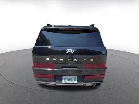 Used 2026 Hyundai Santa Fe SEL FWD image 12