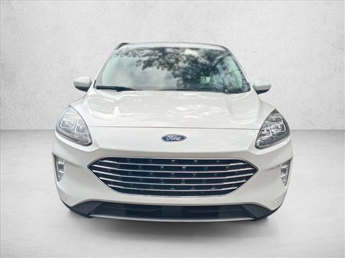 Used 2022 Ford Escape Titanium w/ Titanium Elite Package image 5