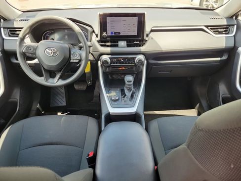 Used 2025 Toyota RAV4 LE AWD/4WD image 9