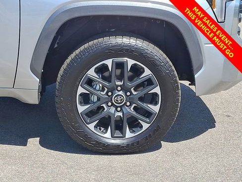 Used 2023 Toyota Tundra Limited AWD/4WD image 10