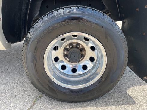 Used 2018 RAM 3500 Laramie image 12