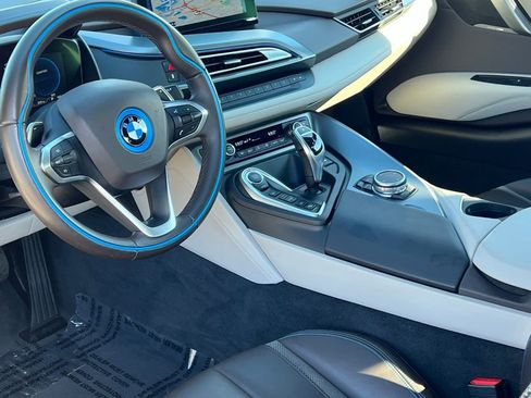 Used 2014 BMW i8 image 15