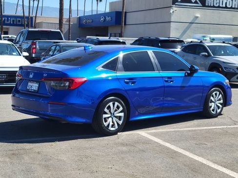 Used 2023 Honda Civic LX image 4