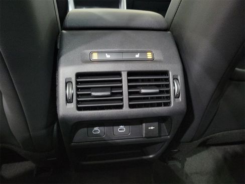 New 2025 Land Rover Discovery Sport Dynamic SE AWD/4WD image 23