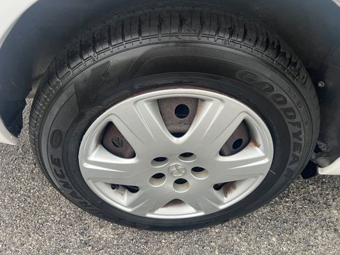 Used 2007 Toyota Corolla LE w/ Audio Value Pkg FWD image 31