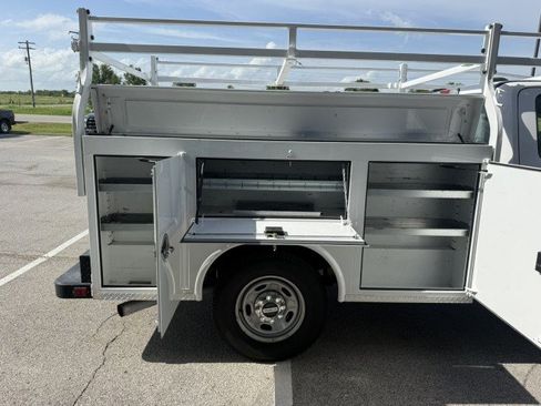 Used 2021 Ford F250 XL w/ STX Appearance Package RWD image 13