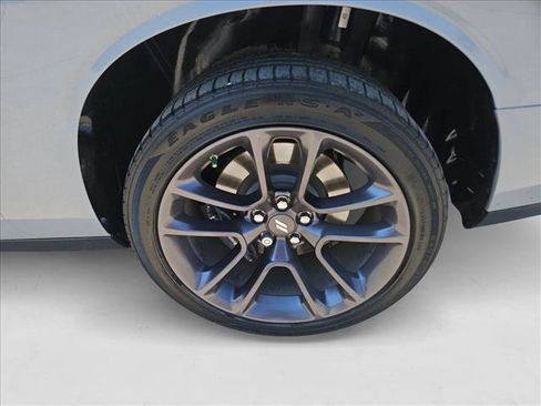 Used 2022 Dodge Challenger R/T Scat Pack w/ Plus Package image 9