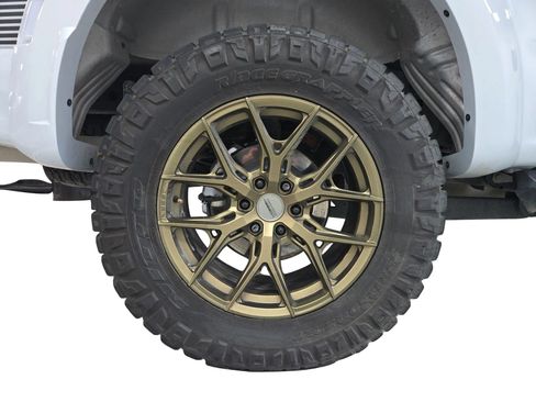 Used 2025 Ford F150 Raptor w/ Equipment Group 803A Raptor R image 24