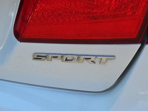 Used 2015 Honda Accord Sport image 30