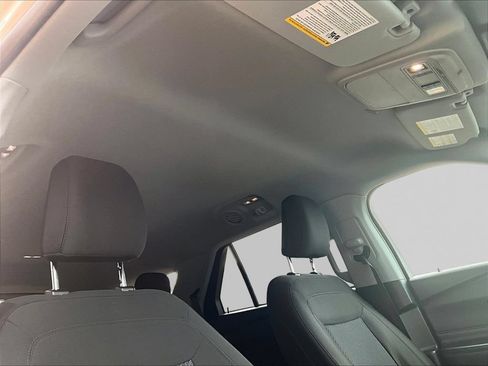 Used 2023 Ford Explorer XLT AWD/4WD image 30