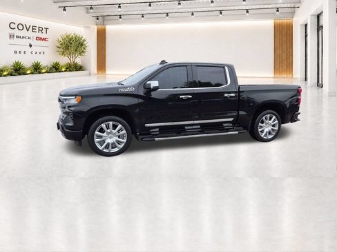 Used 2024 Chevrolet Silverado 1500 High Country w/ High Country Premium Package RWD image 5