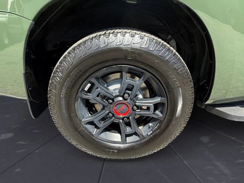 Used 2020 Toyota Sequoia TRD Pro AWD/4WD image 33