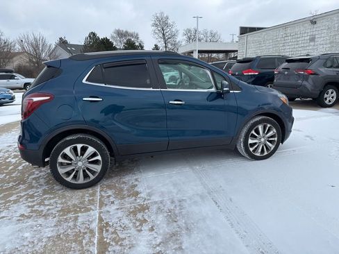 Used 2019 Buick Encore Preferred image 3