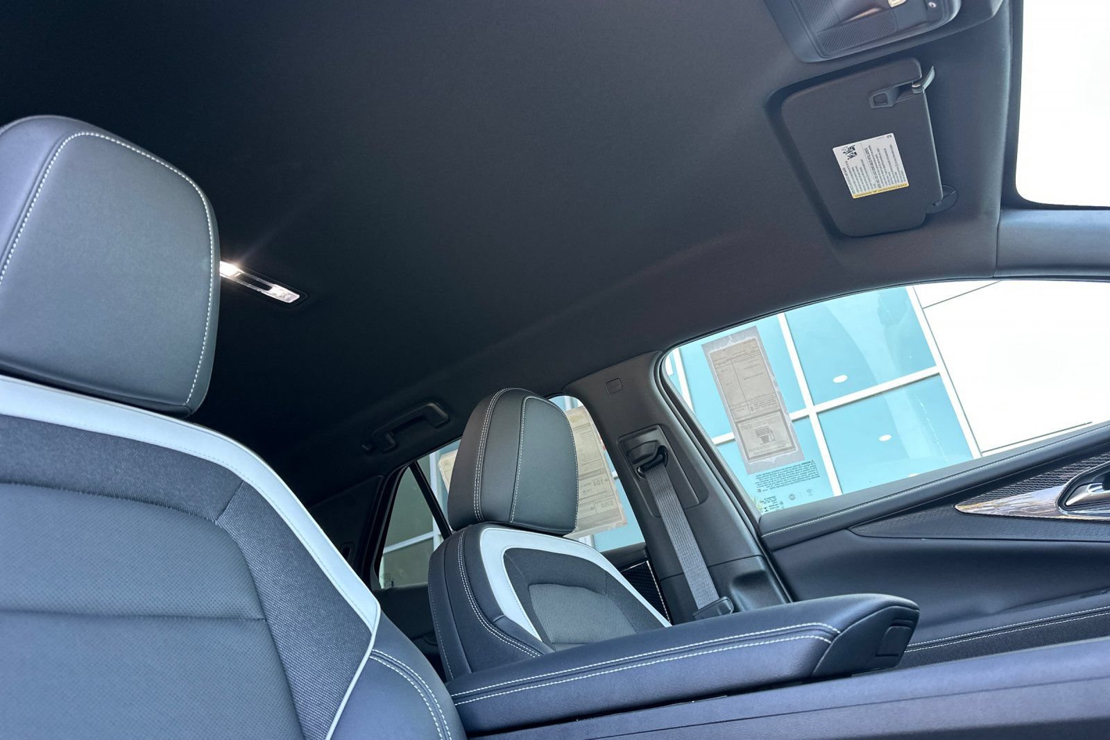 New 2025 Chevrolet Blazer EV LT FWD image 17