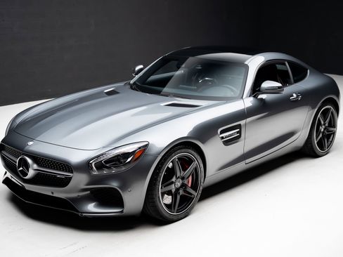 Used 2017 Mercedes-Benz AMG GT S image 5