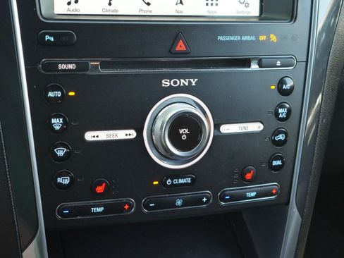 Used 2018 Ford Explorer Sport AWD/4WD image 13