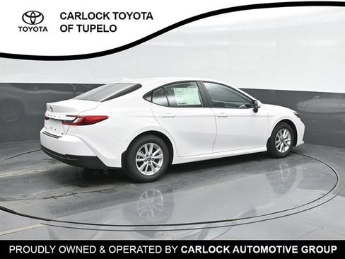 Used 2025 Toyota Camry LE w/ Convenience Package FWD image 3