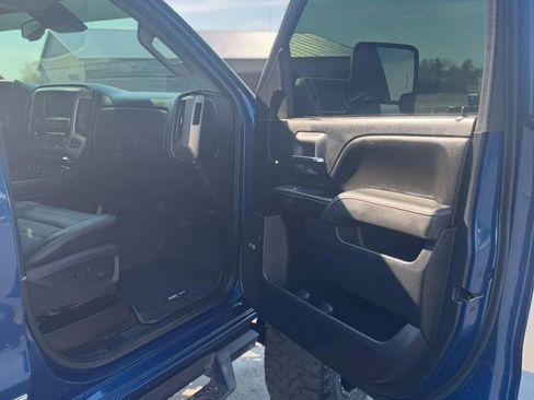 Used 2016 GMC Sierra 2500 Denali w/ Duramax Plus Package image 24