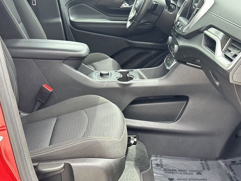 Used 2022 GMC Terrain SLE FWD image 13
