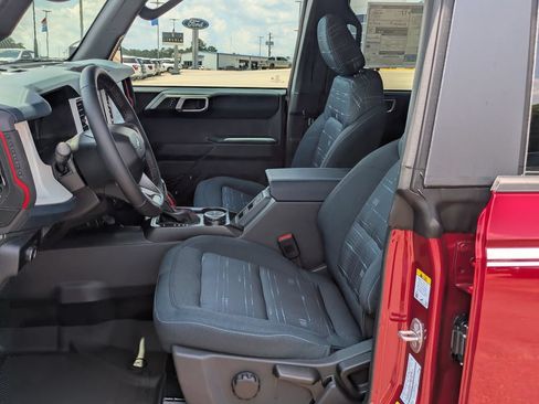 New 2026 Ford Bronco Heritage Edition AWD/4WD image 7