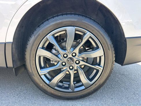 Used 2022 Chevrolet Equinox RS w/ Infotainment Package FWD image 14