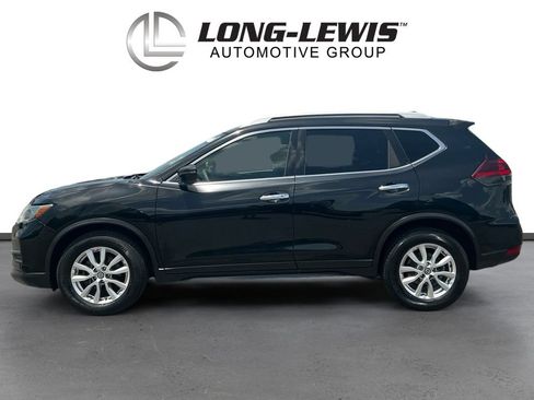 Used 2018 Nissan Rogue SV FWD image 2