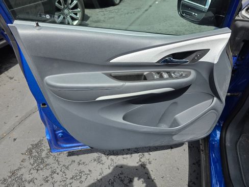 Used 2018 Chevrolet Bolt LT FWD image 10