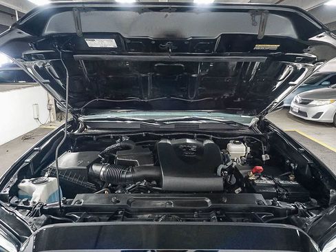 Certified 2023 Toyota Tacoma TRD Off-Road AWD/4WD image 26