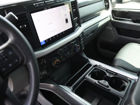 Used 2024 Ford F350 XLT w/ Black Appearance Package AWD/4WD image 17