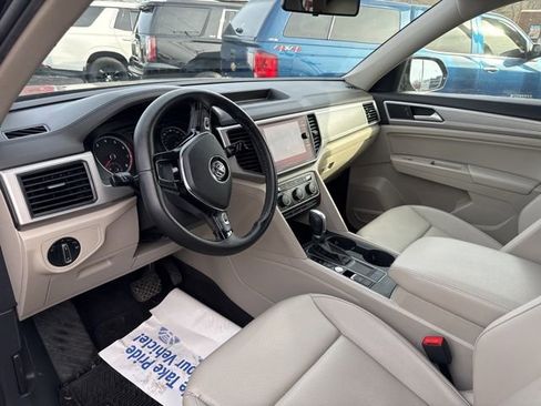 Used 2018 Volkswagen Atlas SE image 4